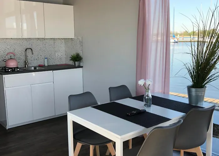 Na Wodzie- * Dziwnów