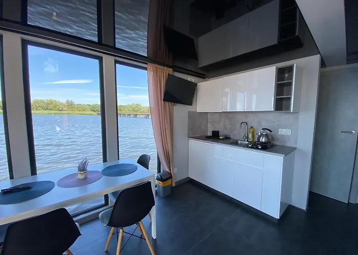 Na Wodzie- * Dziwnów